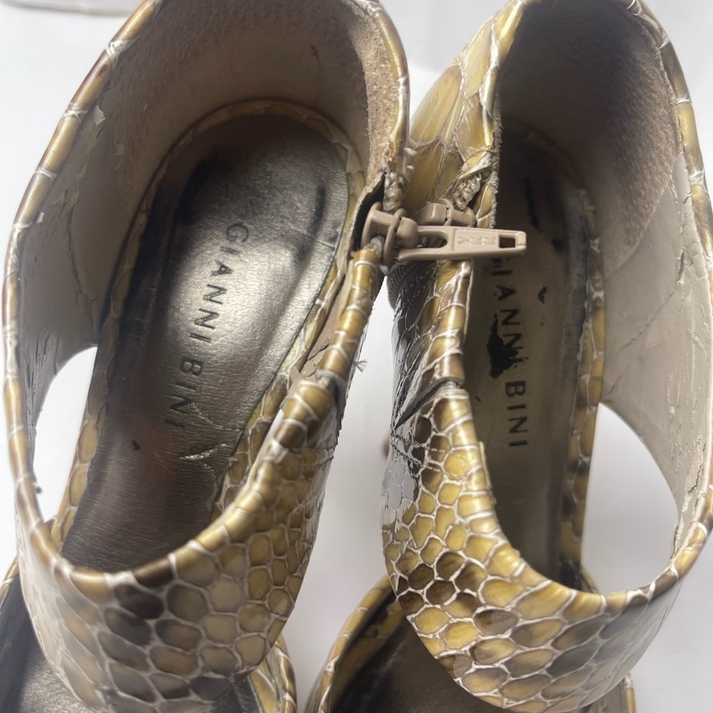 GIANNI BINI heels 6M, side zipper peep toe bronze/cream python print pattern - Picture 9 of 10